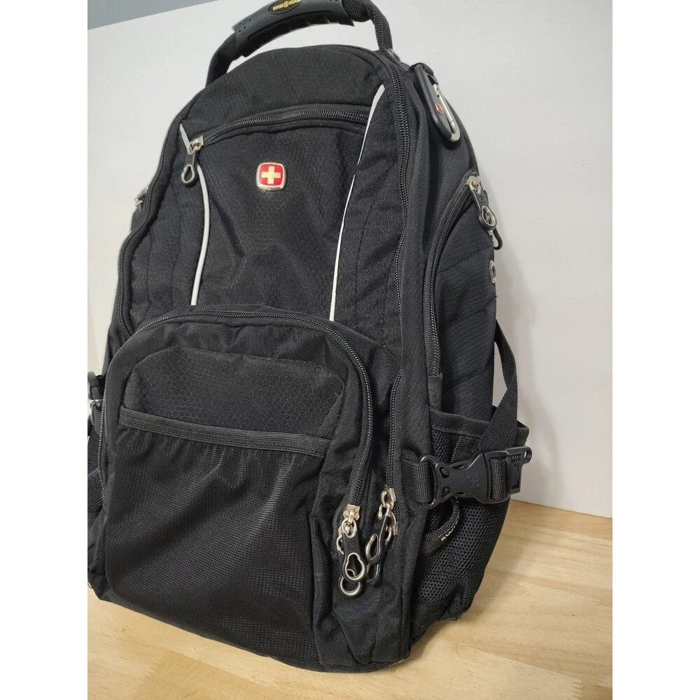 SwissGear 3180 Scansmart TSA 15 Laptop Backpack Black 19-Inch Mult Conv Features